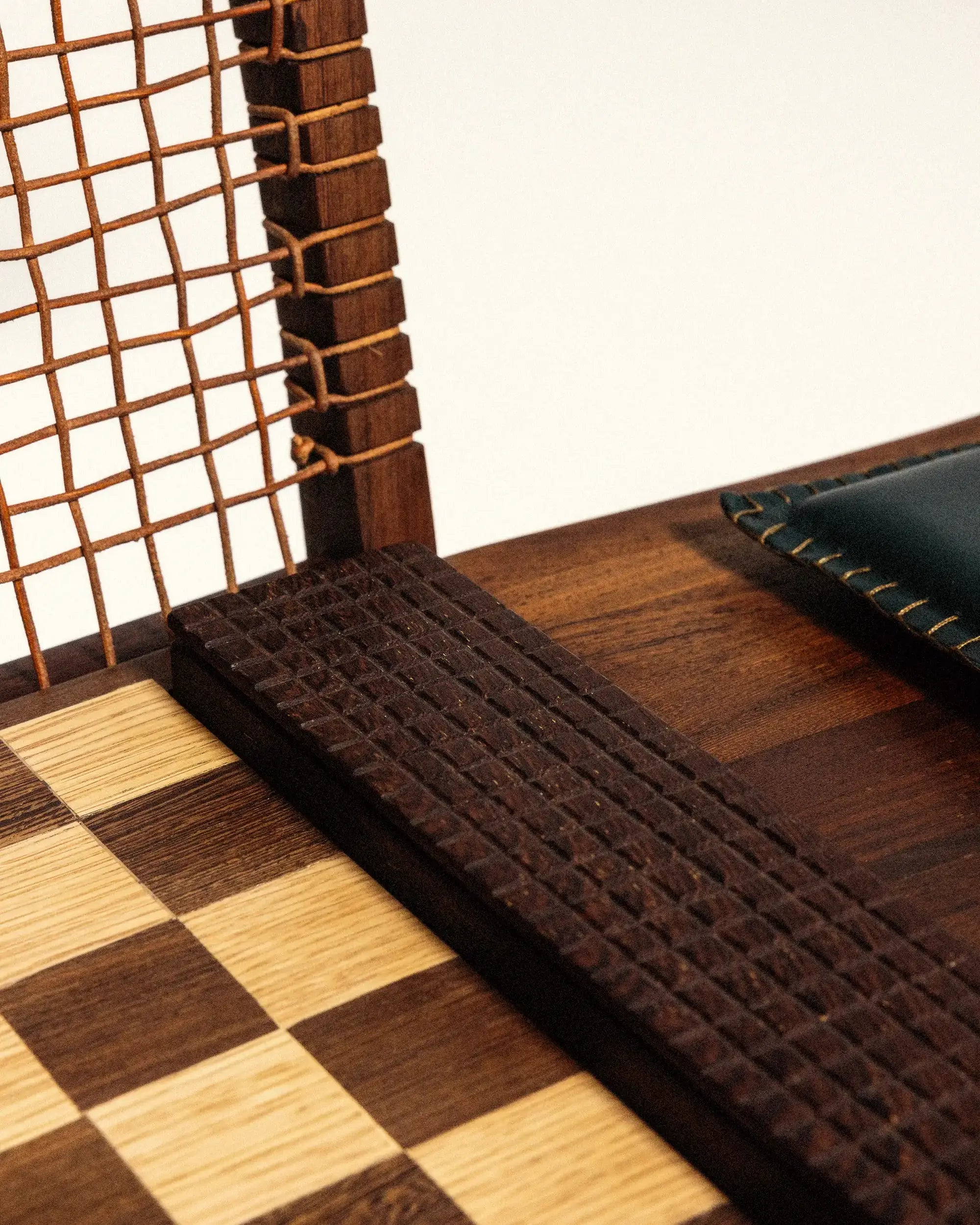 Drôle De Monsieur Le Banc D’Échecs