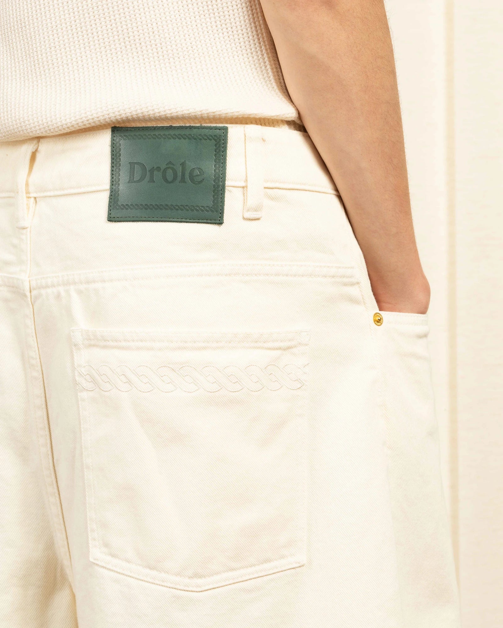 Drôle De Monsieur Le Short Baggy Écru