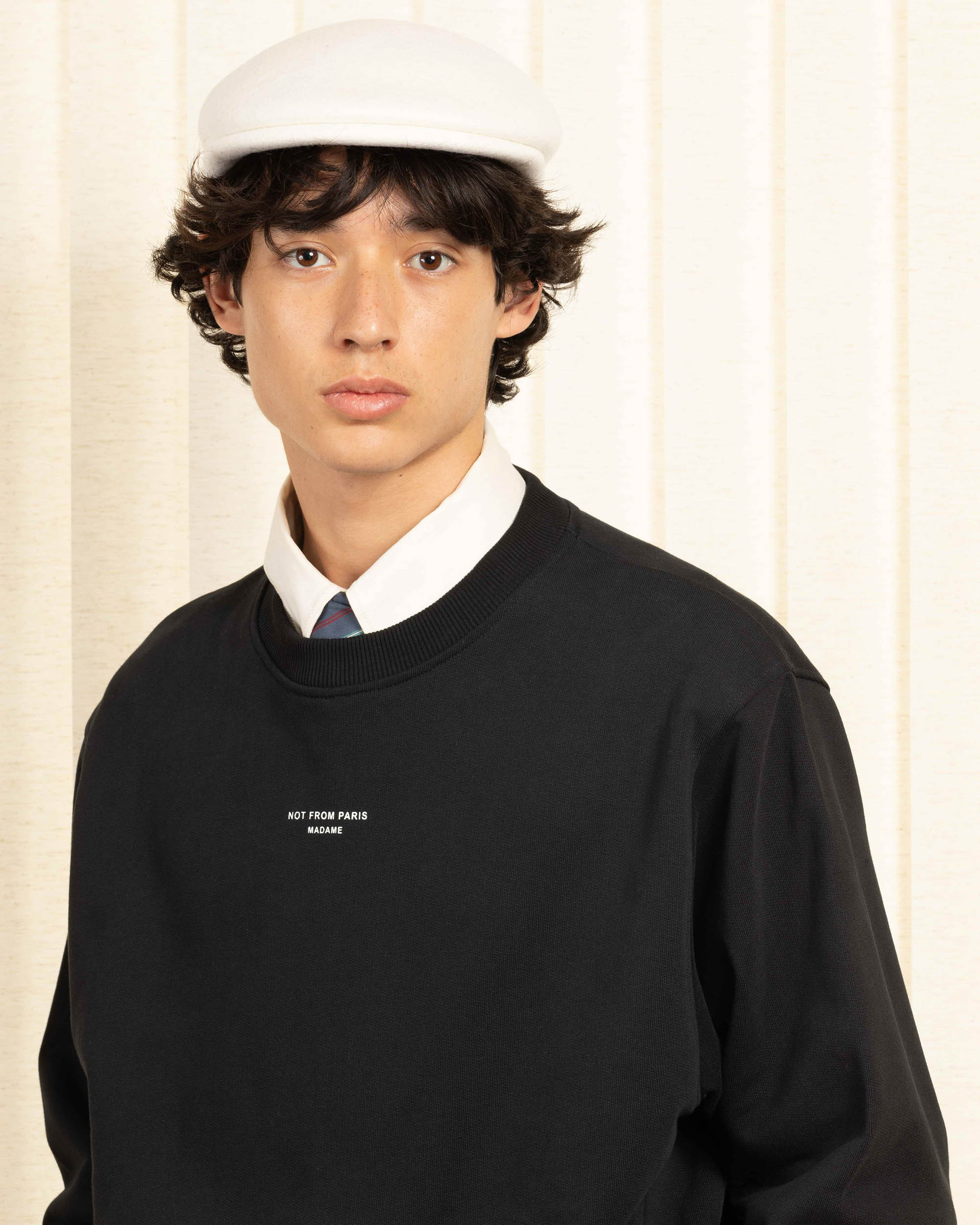 Drôle De Monsieur Le Sweatshirt Slogan Classique