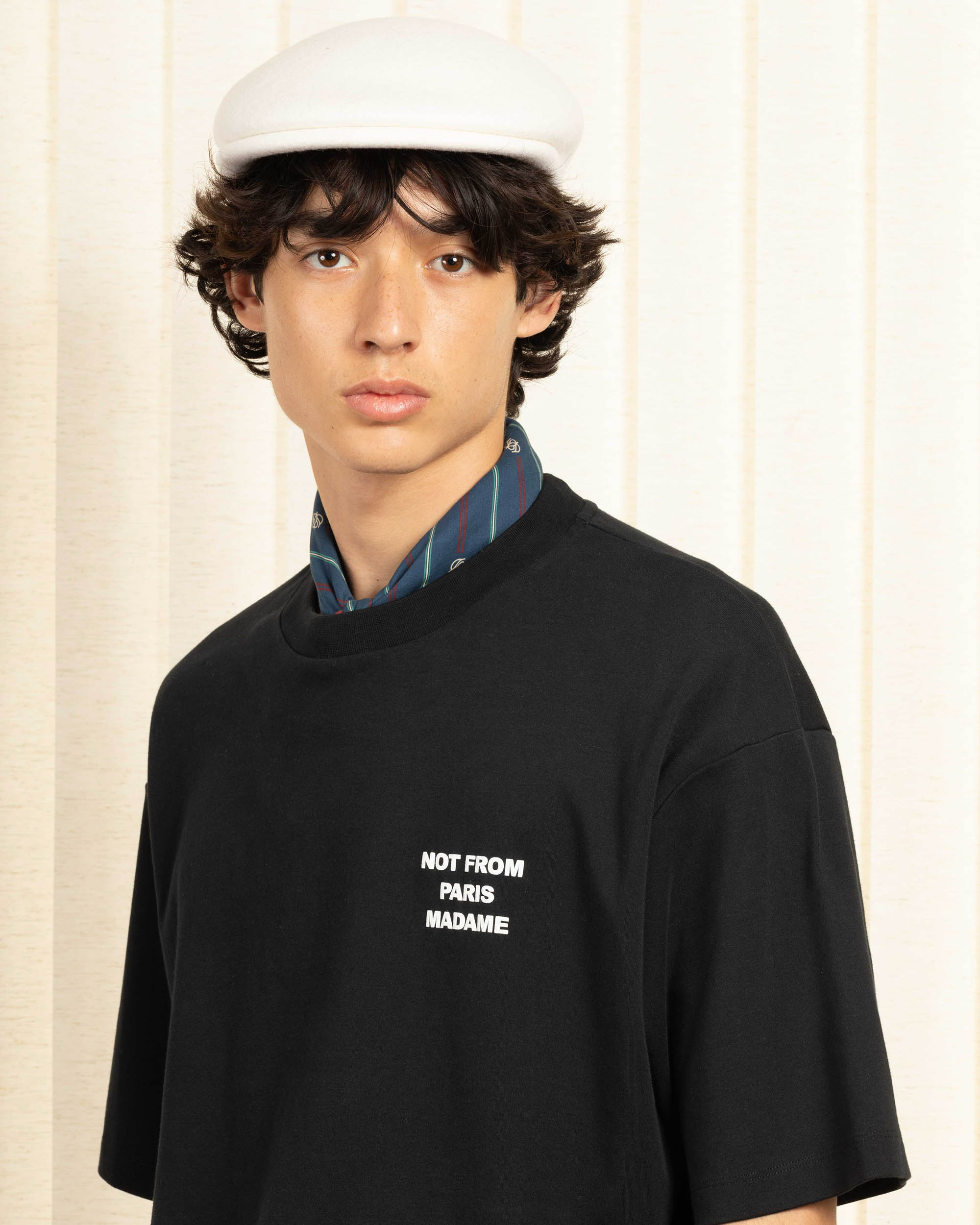 Drôle De Monsieur Le T-Shirt Slogan