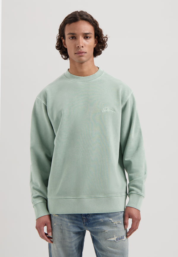 dstrezzed Nikol Crew Lily Pad