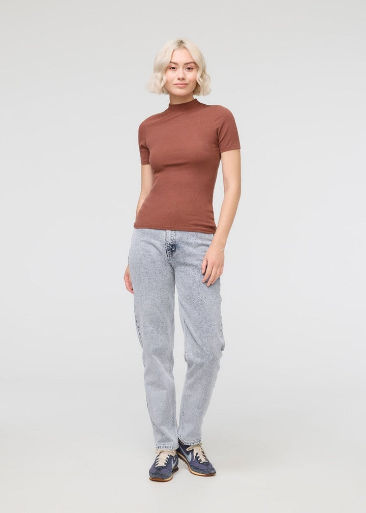 Duer Ribbed Pima Mock Neck Tee - Rust