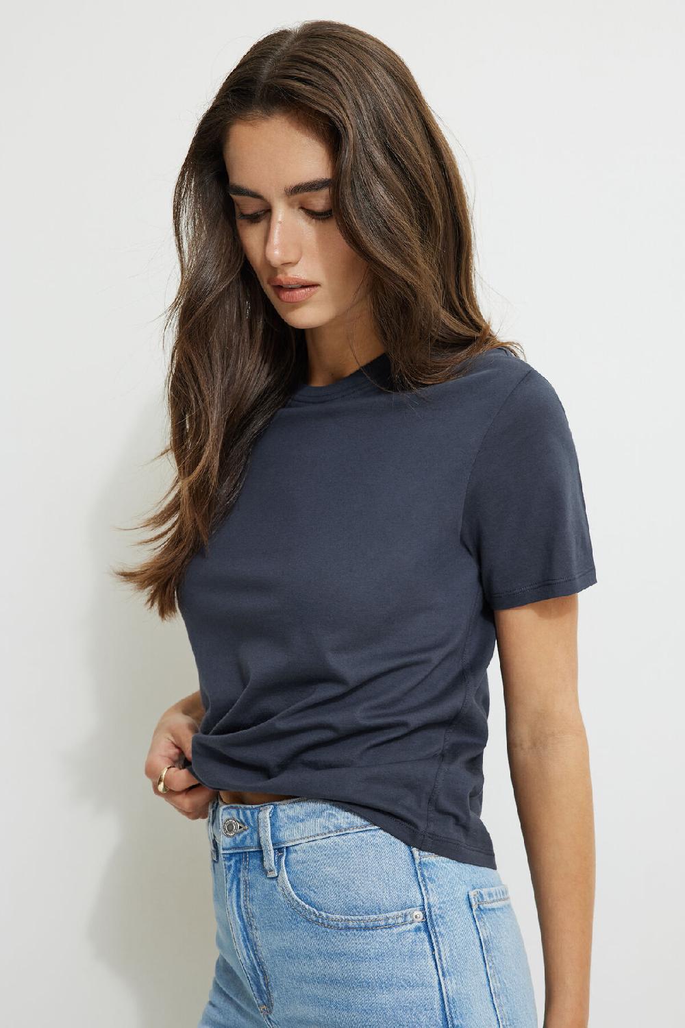 Dynamite T Shirt Simple En Coton à Col Rond