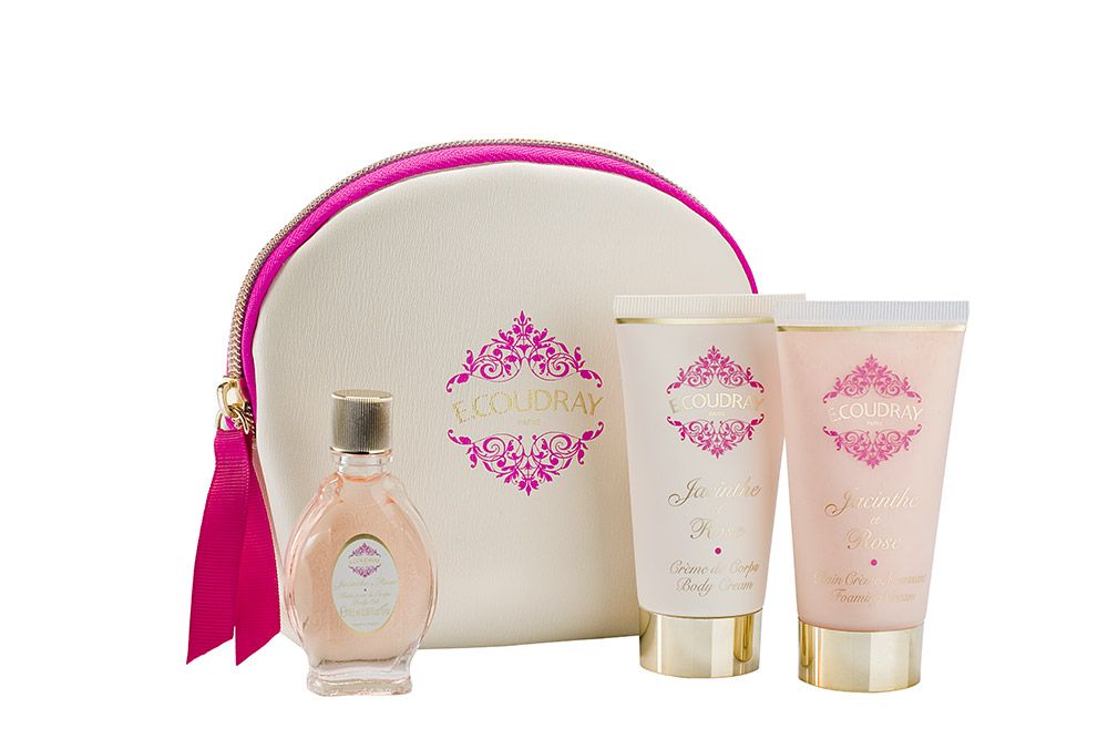 e.coudray Jacinthe et Rose Pochette voyage Assortiment bain crème (50ml) crème de corps (50 ml) et huile pour le corps (19 5 ml) e.coudray Jacinthe et Rose Pochette voyage Assortiment bain crème (50ml) crème de corps (50 ml) et huile pour le corps (19 5 ml)