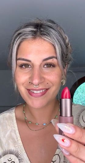 eau thermale jonzac Crayon lèvres 06 Acajou