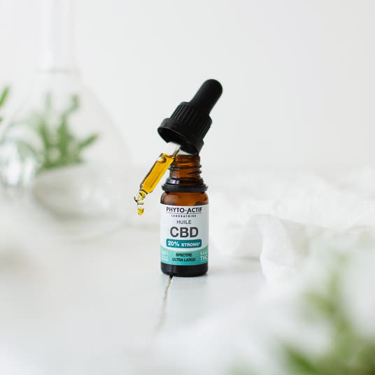 Eau Thermale Jonzac Huile CBD 20%