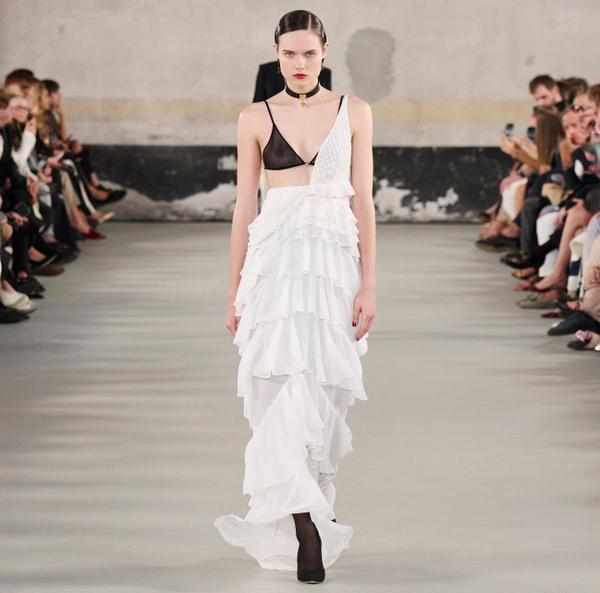 Elisabetta Franchi Robe Red Carpet En Georgette Avec Volants