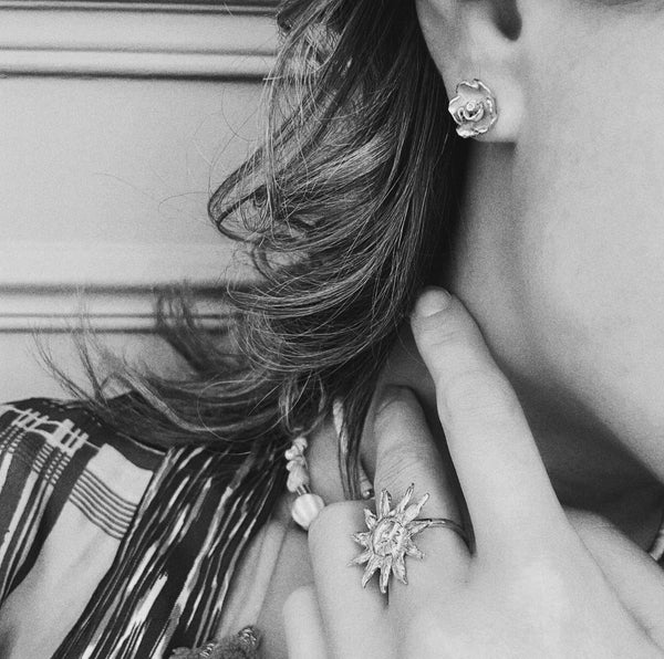 Elise Tsikis Paris Boucles D'oreilles Cerna - Archive