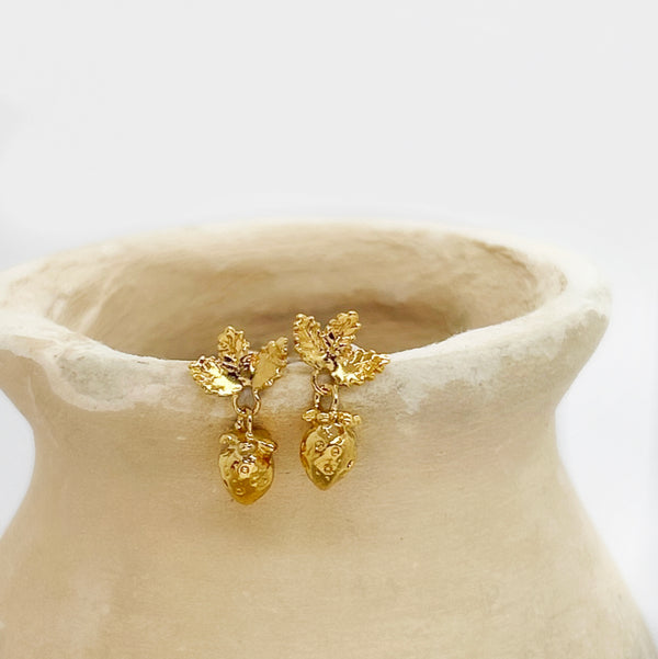 elise tsikis paris Boucles d'oreilles Gardenia - archive