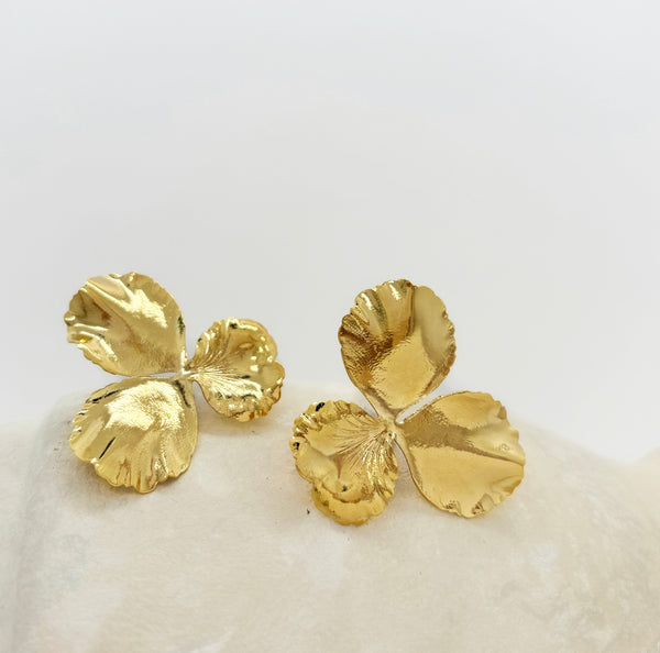 elise tsikis paris Boucles d'oreilles Pensée Medium