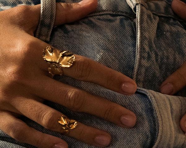 Elise Tsikis Paris Bague Pensee Small