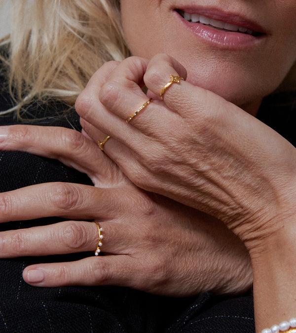 Elise Tsikis Paris Bague Plaka