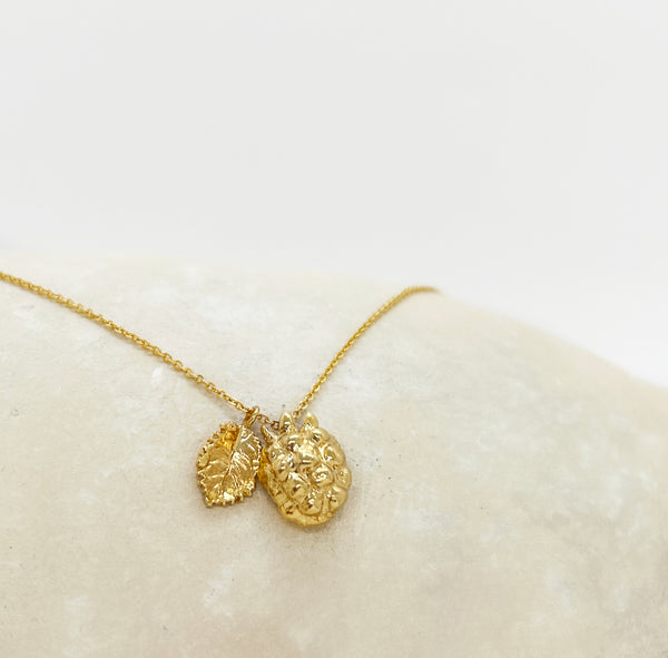 Elise Tsikis Paris Collier Belenis - Archive