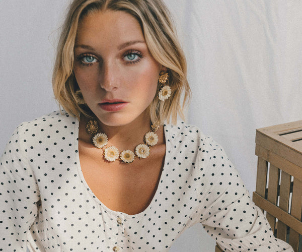 Elise Tsikis Paris Collier Côme - Archive