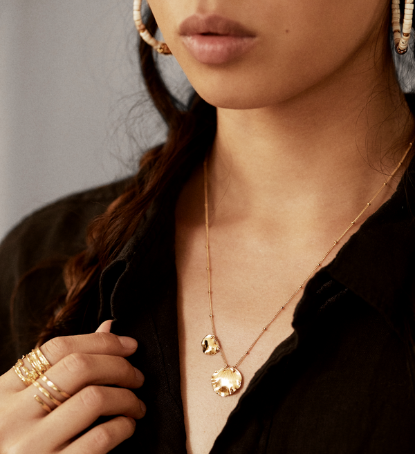 Elise Tsikis Paris Collier Corinthe