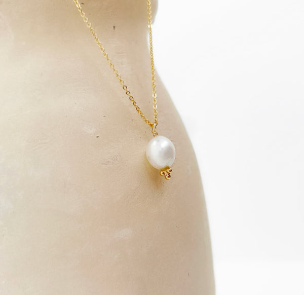 Elise Tsikis Paris Collier Elias