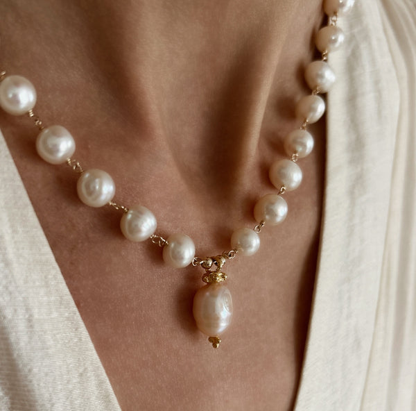 elise Tsikis Paris Collier Elinia - Archive