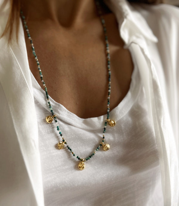 Elise Tsikis Paris Collier Evren