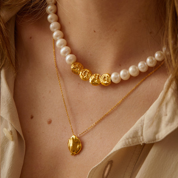 Elise Tsikis Paris Collier Figios