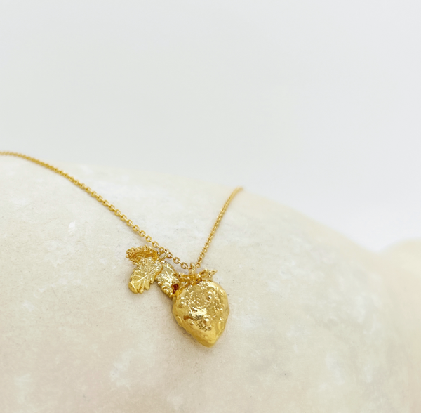 elise tsikis paris Collier Fraisis - archive