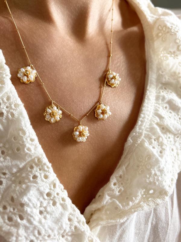 elise tsikis paris Collier Kioni