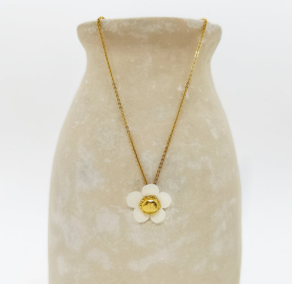 elise tsikis paris Collier Lisus - archive