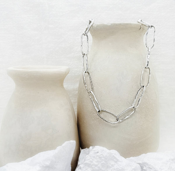 Elise Tsikis Paris Collier Loukas