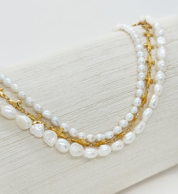 Elise Tsikis Paris Collier Oia