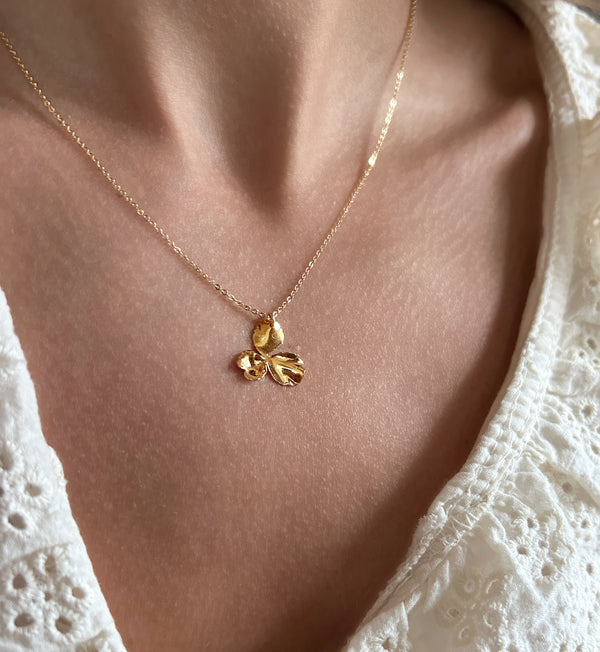 Elise Tsikis Paris Collier Pensee