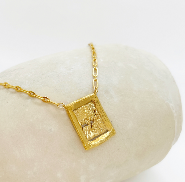 Elise Tsikis Paris Collier Prastia - Archive