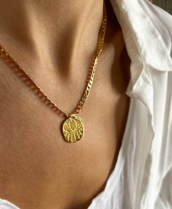 elise tsikis paris Collier Topia