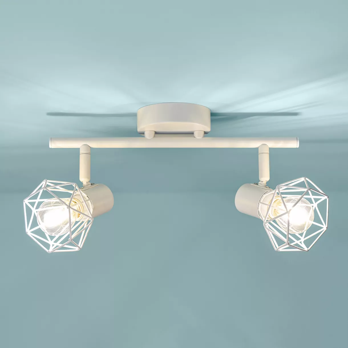 eminza Applique murale 2 abat-jour orientables métal (30 x 16 cm) Diamond Blanche