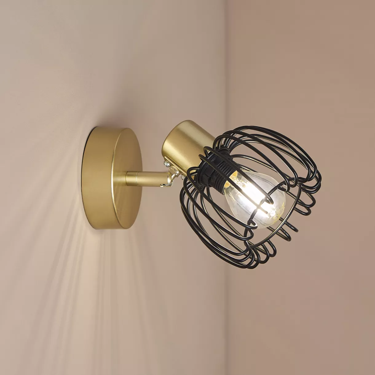 eminza Applique murale orientable métal (15 x 14 cm) Loft Or eminza Applique murale orientable métal (15 x 14 cm) Loft Or