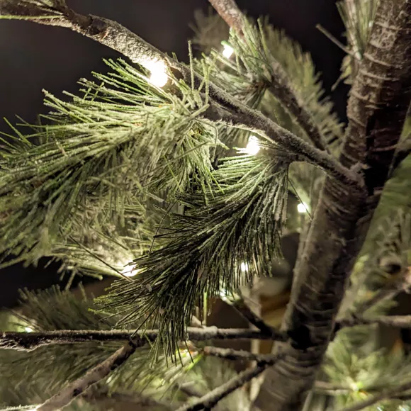 Eminza Arbre Lumineux 72 LED (H150 Cm) Sapin Alpin Vert Enneigé Et Blanc Chaud