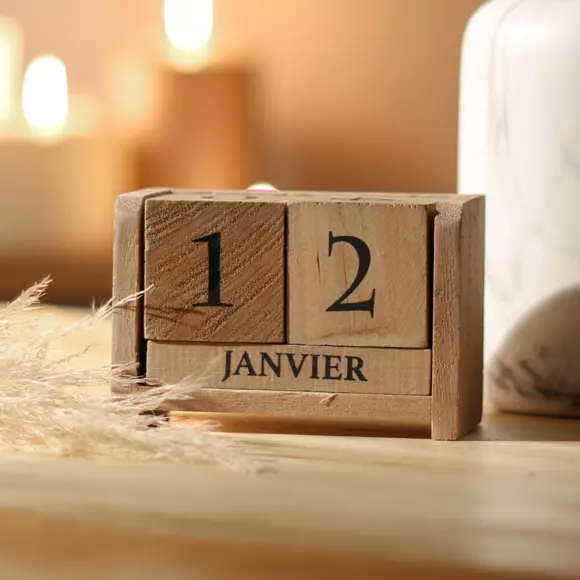 Eminza Calendrier Perpetuel En Bois (H7 5 Cm) Colonial