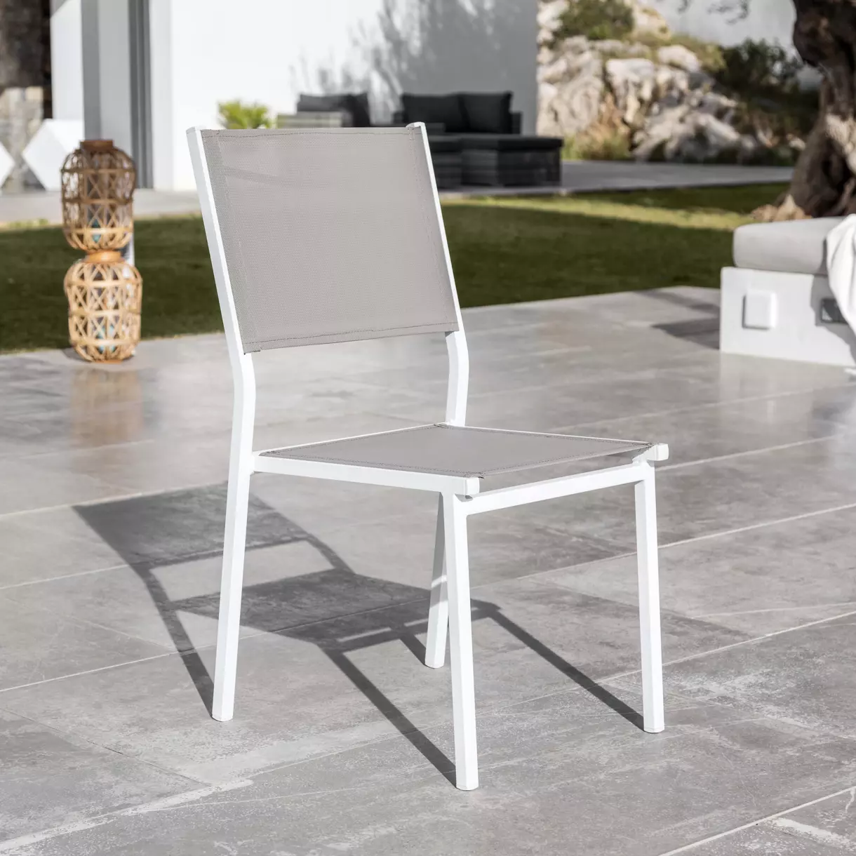 eminza Chaise de jardin aluminium empilable Murano Blanc et taupe