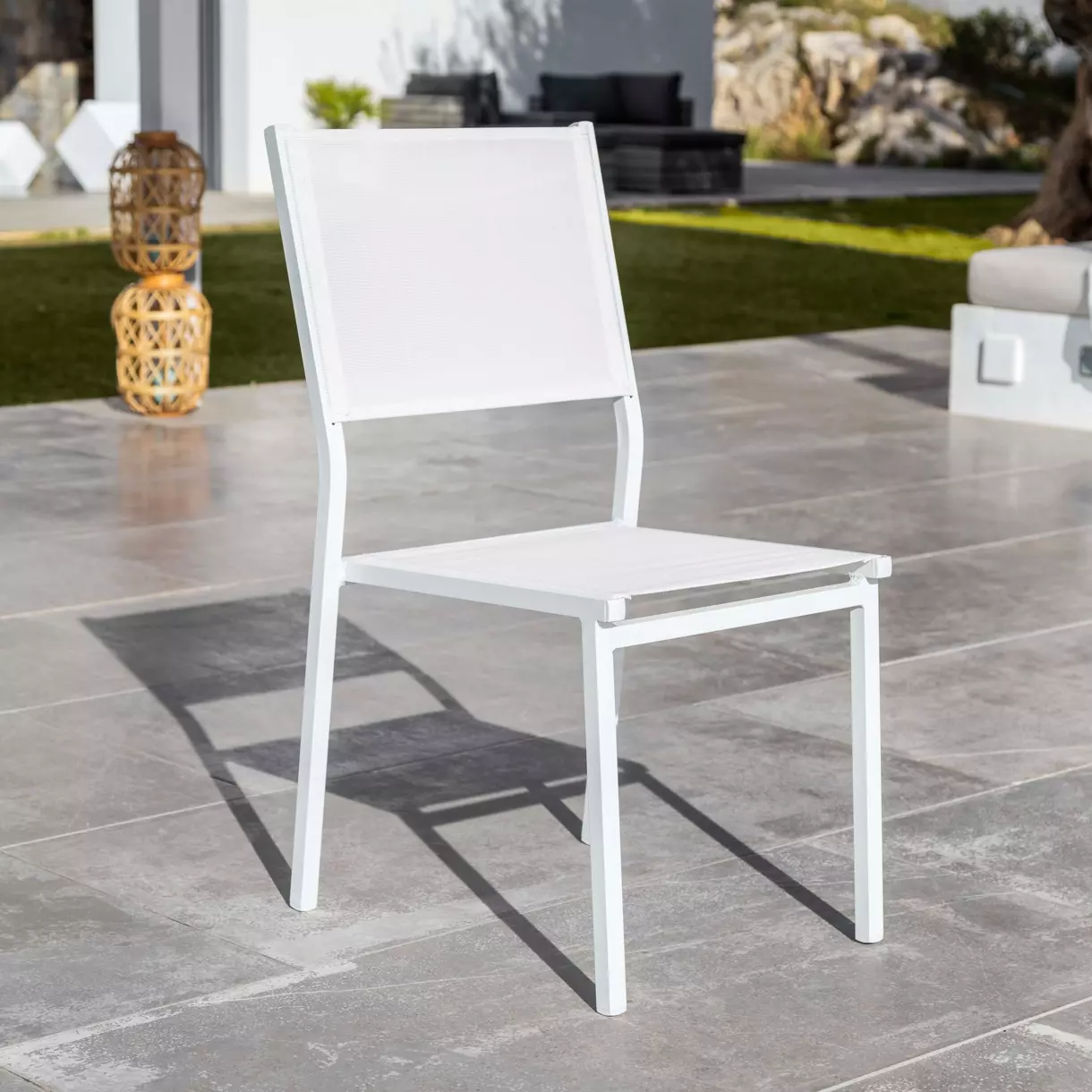 eminza Chaise de jardin aluminium empilable Murano Blanche