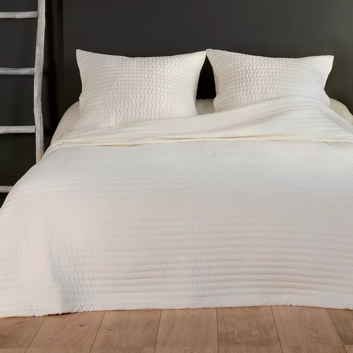 eminza Couvre-lit et taies d'oreiller (250 x 260 cm) Riviera Beige