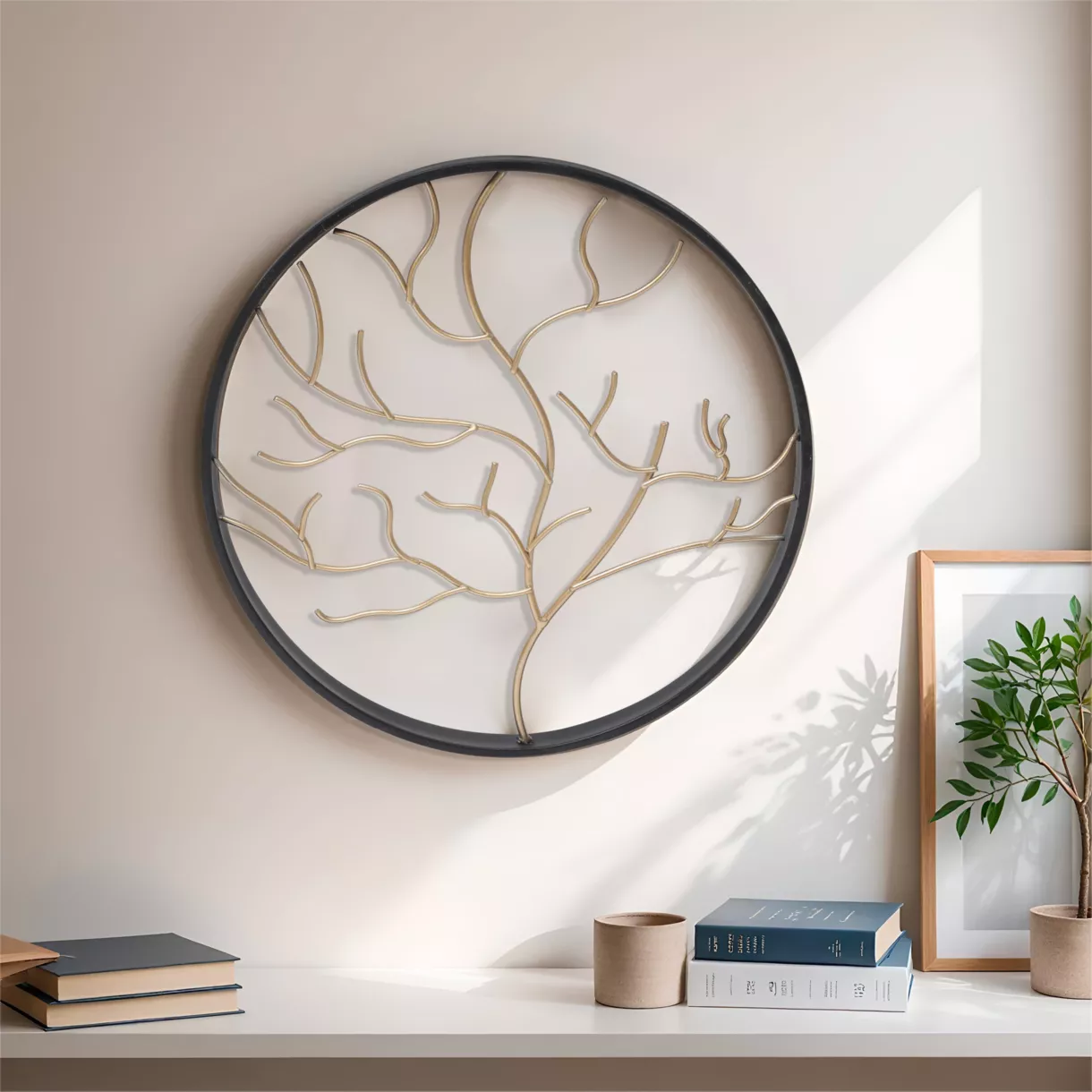 eminza Décoration murale ronde en métal (D28 cm) Arbre contemporain Noir et doré