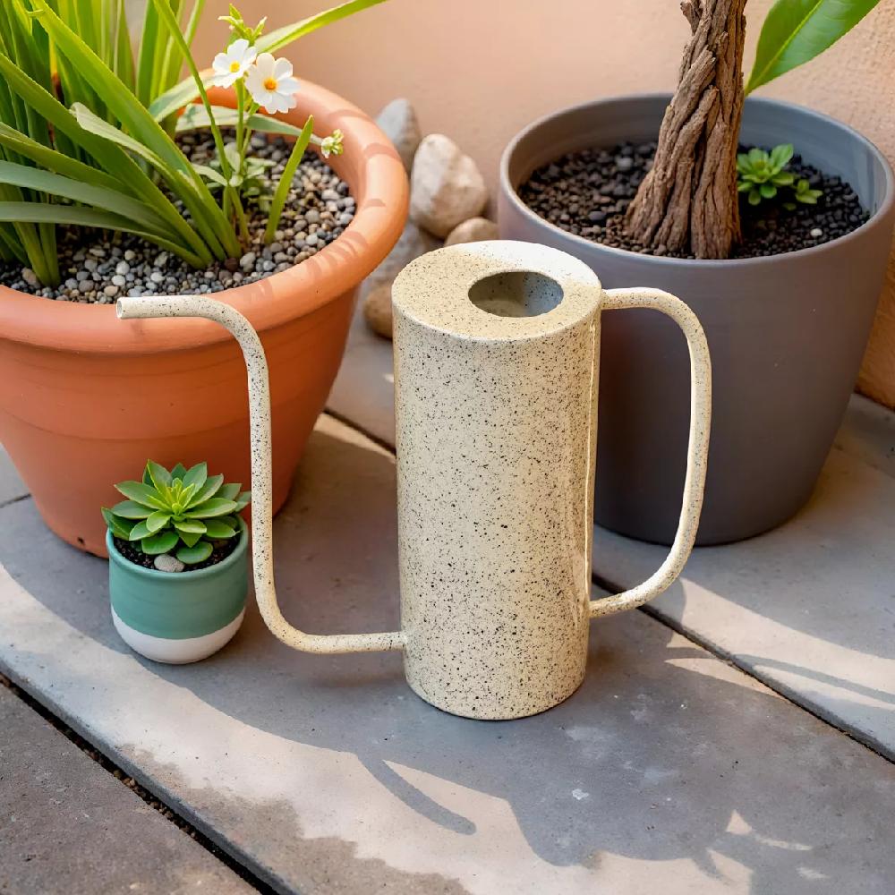 eminza Arrosoir en métal (H31 cm) Terrazzo Beige