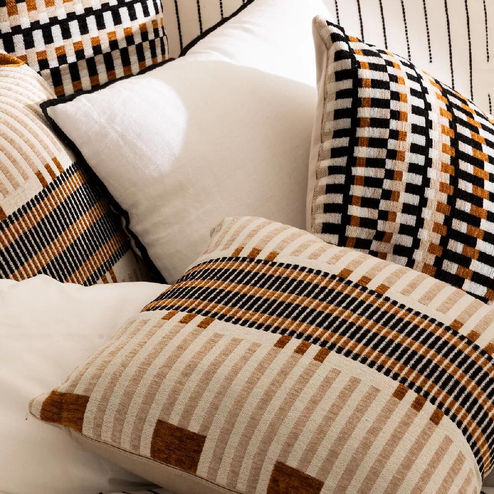 eminza Coussin carré brodé (40 x 40 cm) Jangwa Beige