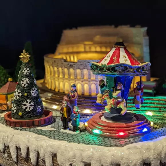Eminza Village De Noël Lumineux Et Musical Rome