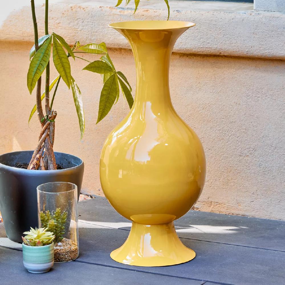 eminza Grand Vase en métal émaillé fait main (H56 cm) Soléa Jaune brillant