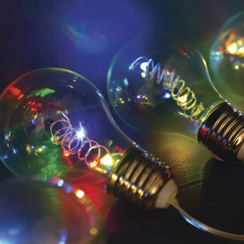 eminza Guirlande lumineuse ampoule 2 70 m 10 LED Guinguette Multicolore