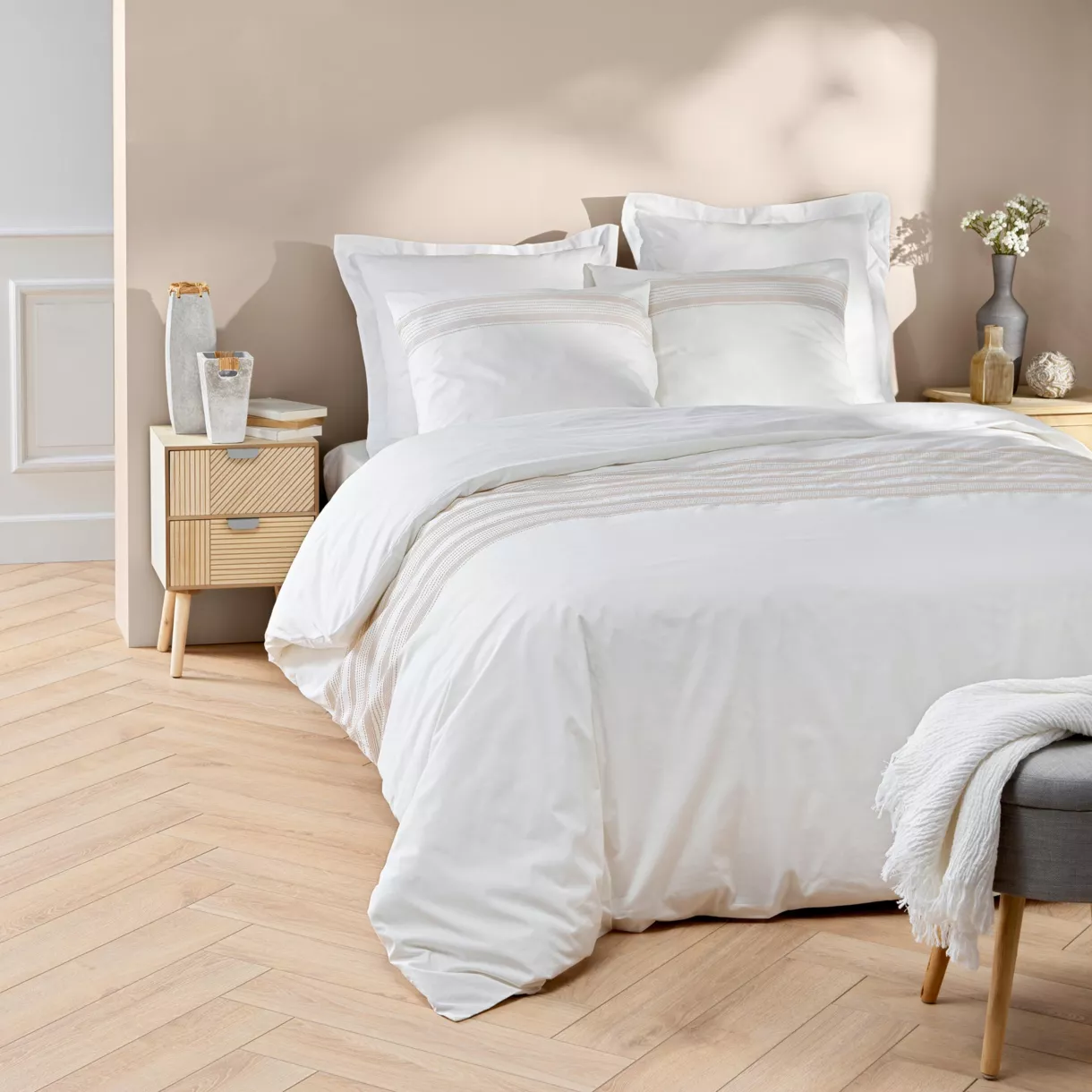 eminza Housse de couette et deux taies coton (260 x 240 cm) Opéra Blanche