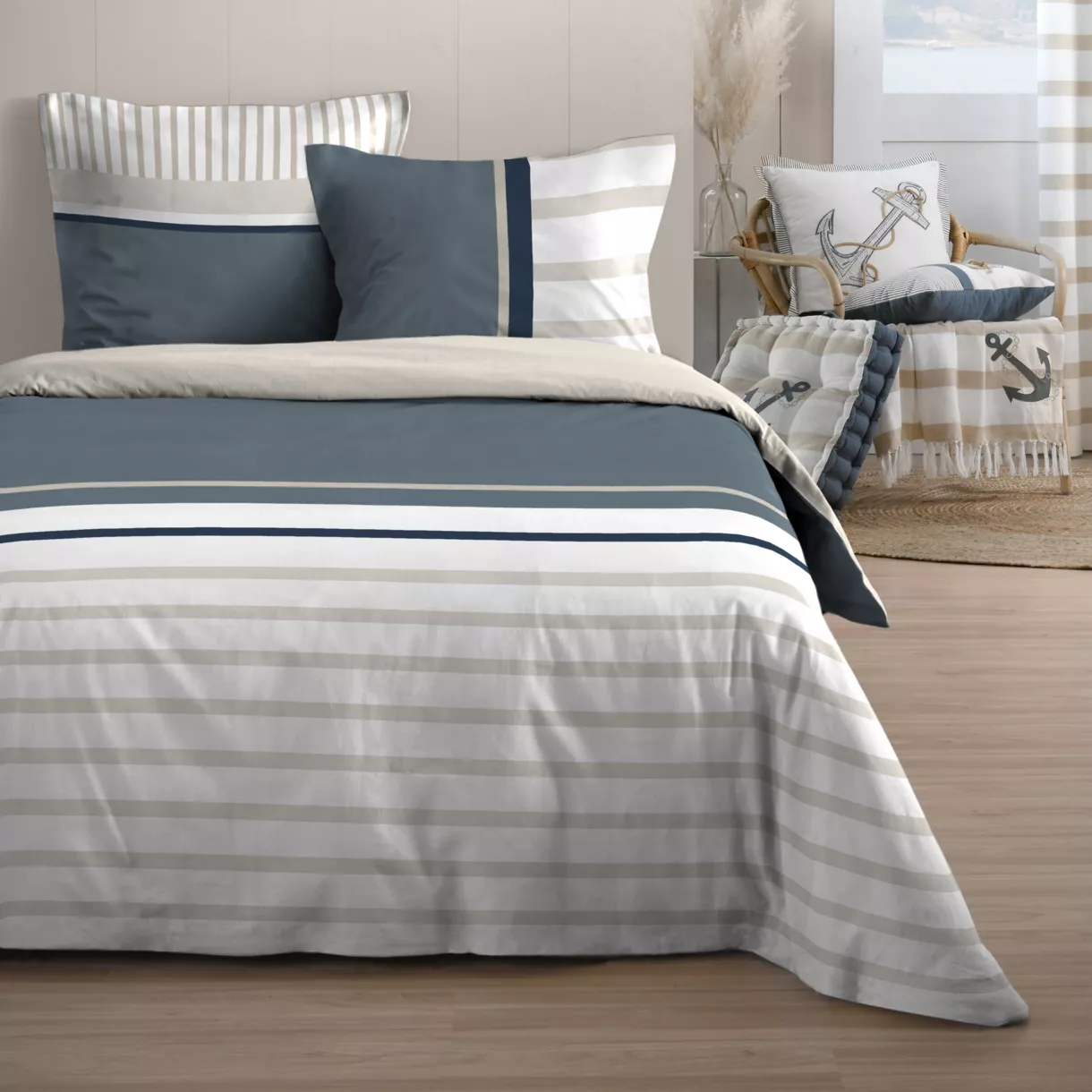 eminza Housse de couette et deux taies coton (260 x 240 cm) Nautical Bleue