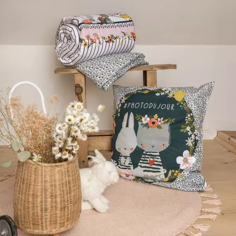 Eminza Housse De Couette Et Deux Taies Enfant Coton (240 X 220 Cm) Jardinage Multicolore