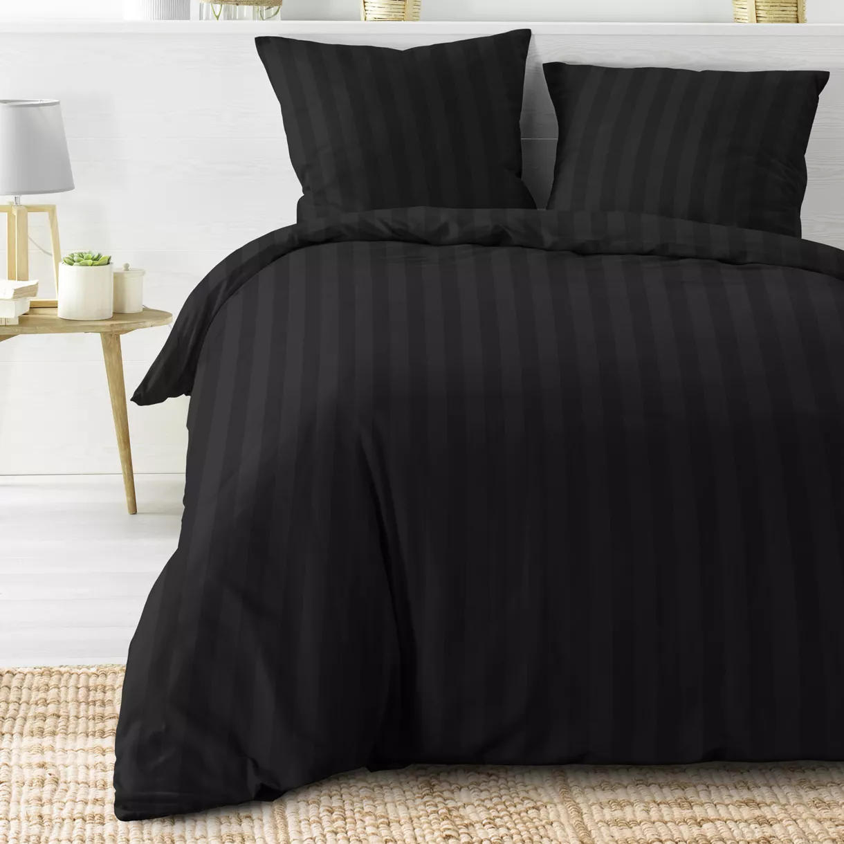 eminza Housse de couette et deux taies microfibre (240 x 220 cm) Cleo Noire