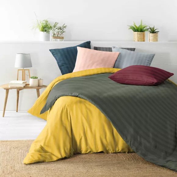Eminza Housse De Couette Et Deux Taies Microfibre (240 X 220 Cm) Cleo Vert Kaki