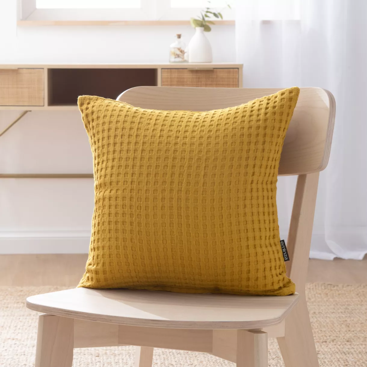 eminza Housse de coussin carrée coton nid d'abeille (40 x 40 cm) Maya Jaune safran